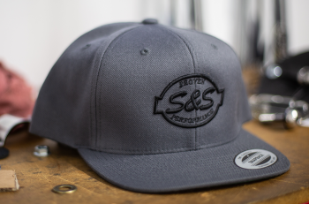 HAT S&S SNAPBACK GREY