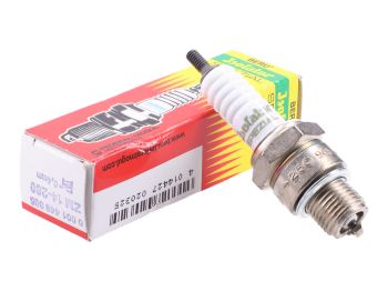 spark plug M14-260 Isolator Spezial for Simson