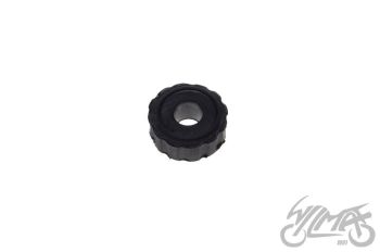 Mootori kinnituse puksi kumm SR