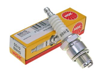 spark plug NGK B8HS