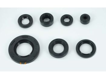 Oil seal set 7-piece 26X47X7.3 18X30X7-8 5.5X16X8 12X22X9 14X24X6 20X30X5 27X40X6 Black for Suzuki, TS 50 X